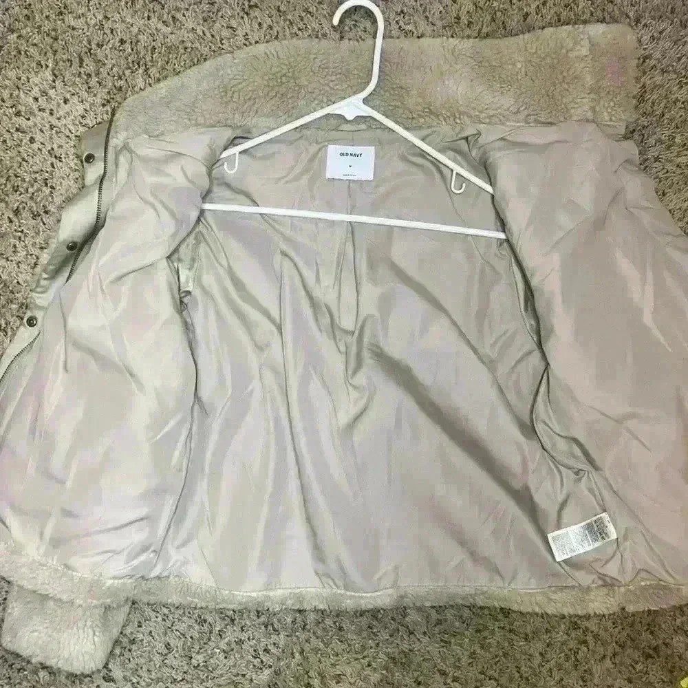 Old Navy Cozy Teddy Jacket - Picture 9 of 9